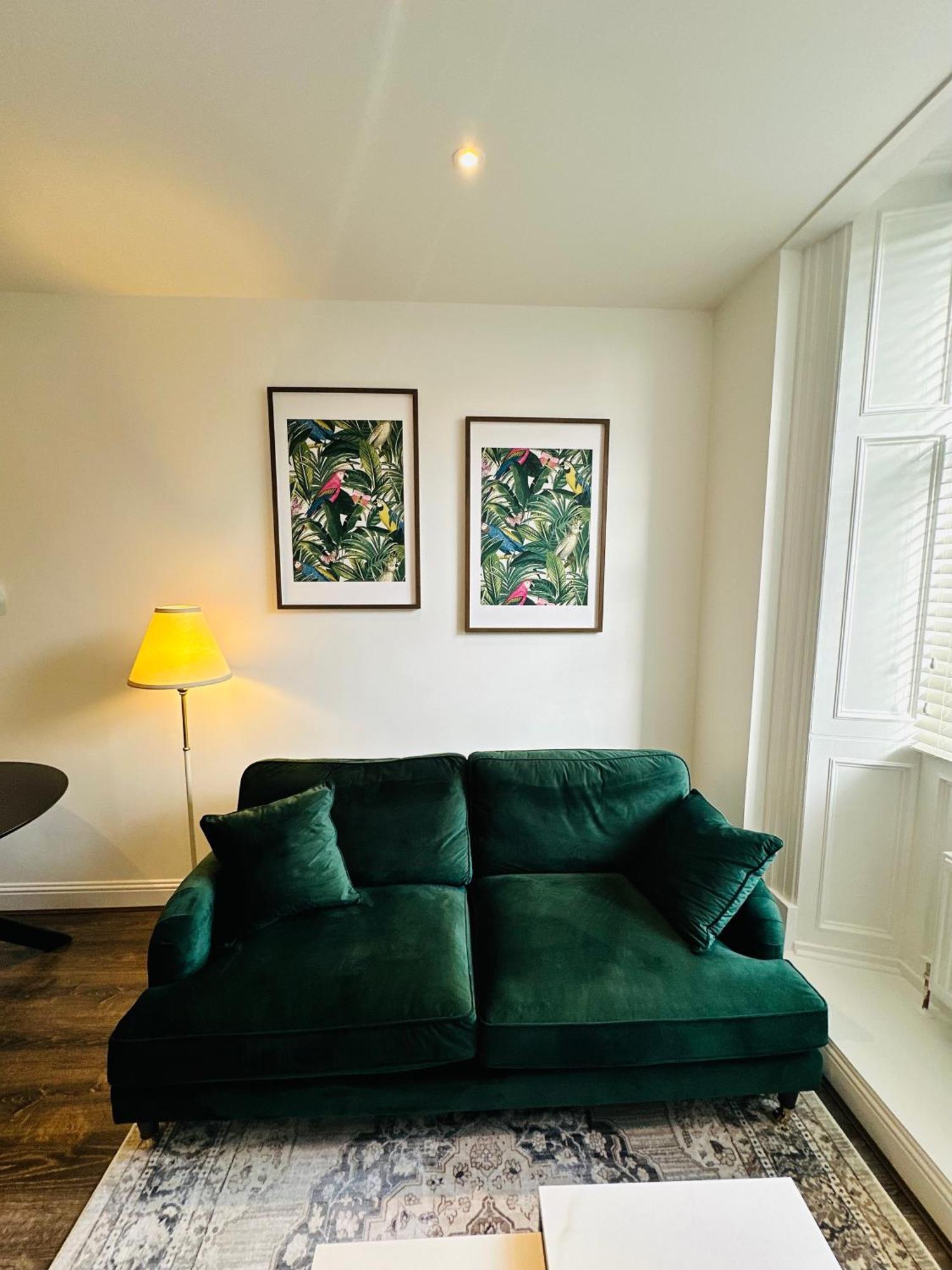 Barnet House Serviced Apartments Dunfermline Exteriör bild