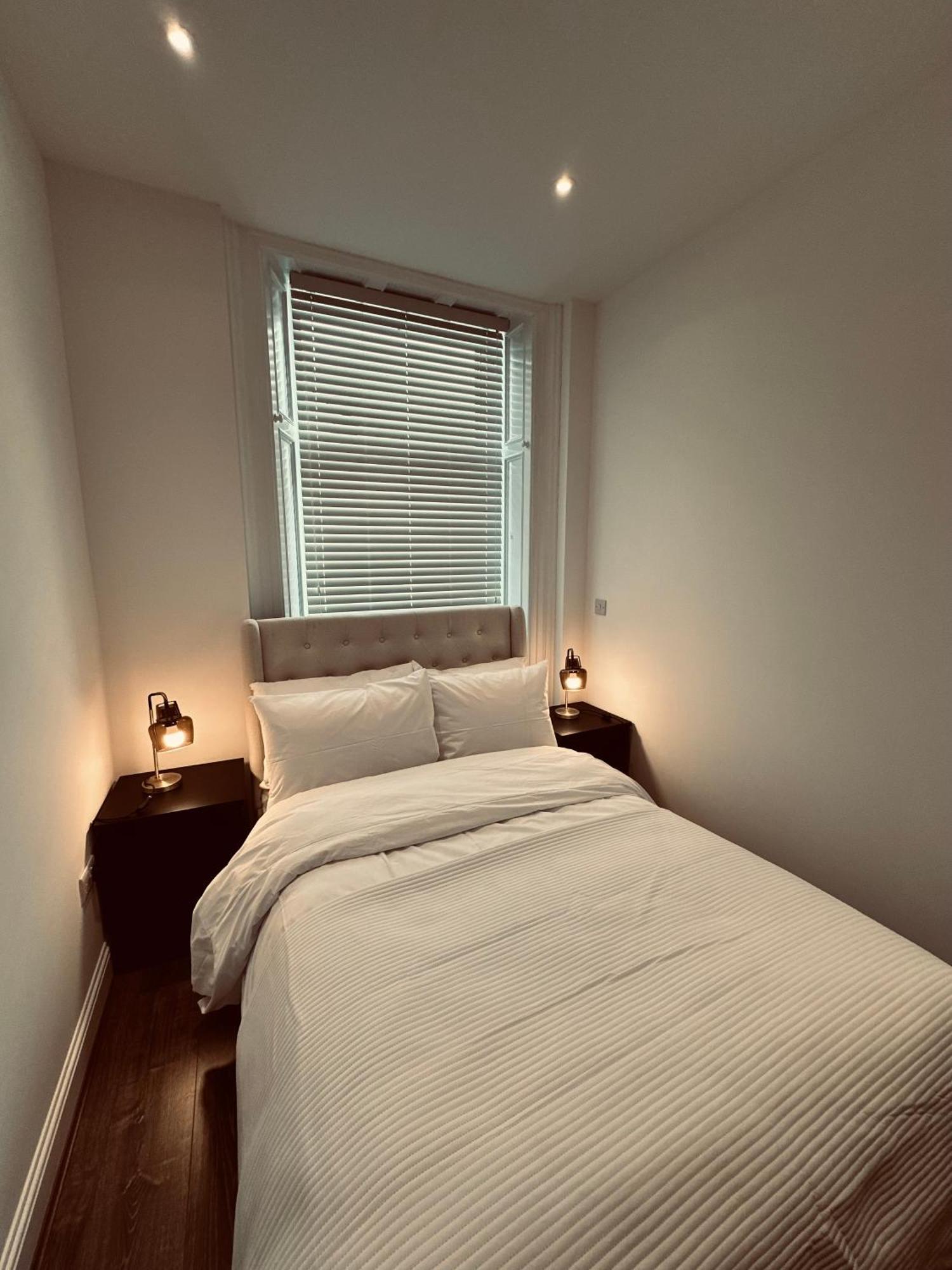 Barnet House Serviced Apartments Dunfermline Exteriör bild