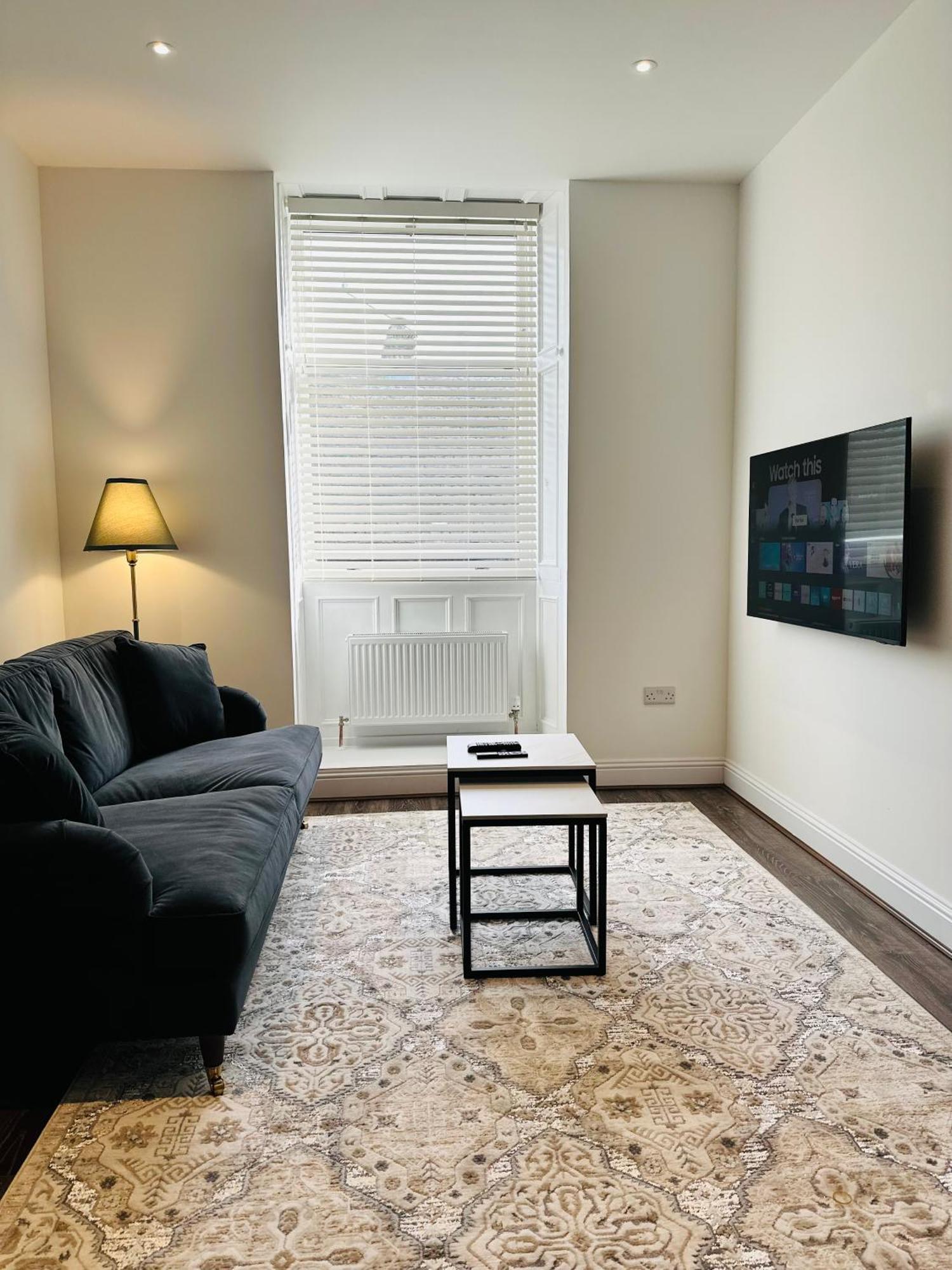 Barnet House Serviced Apartments Dunfermline Exteriör bild