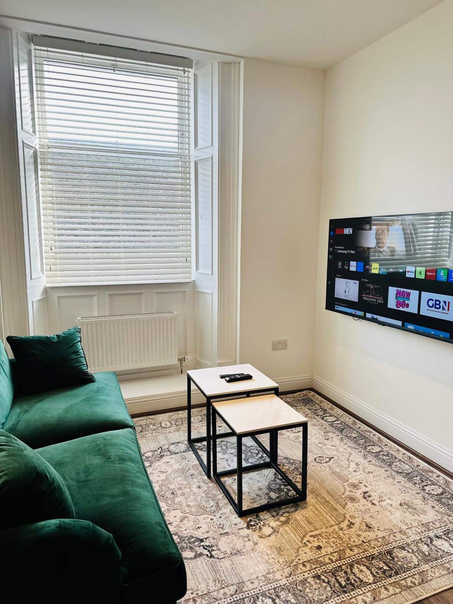 Barnet House Serviced Apartments Dunfermline Exteriör bild